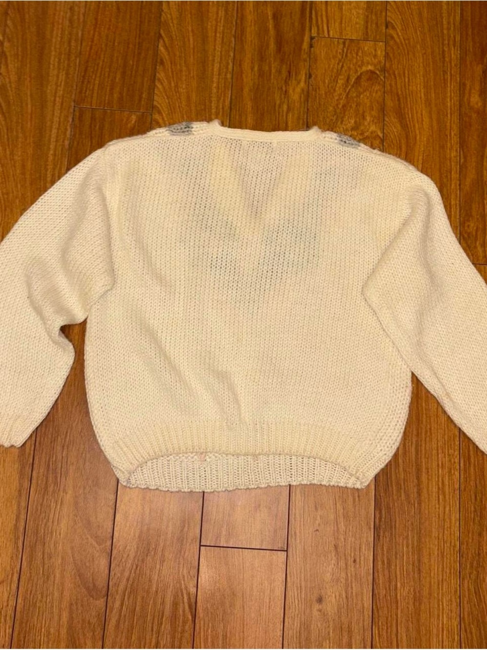 Vintage Cream and pink floral hand knitted sweater - Picture 6 of 6